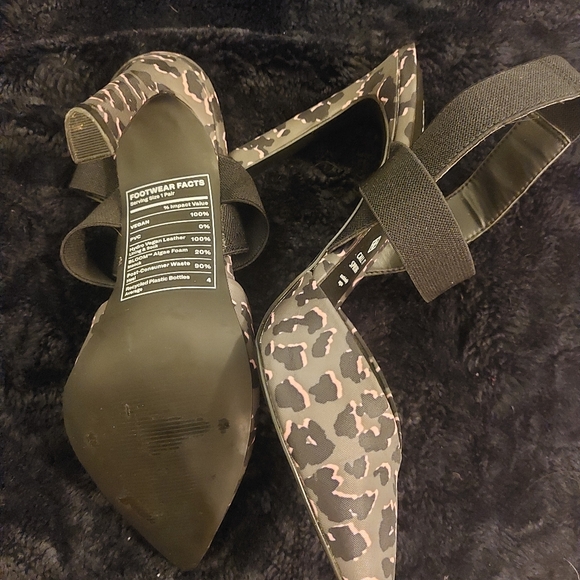 Call It Spring Green & Pink Leopard Print Slingback Heels ● Size 37.5 (US7) - Picture 7 of 7